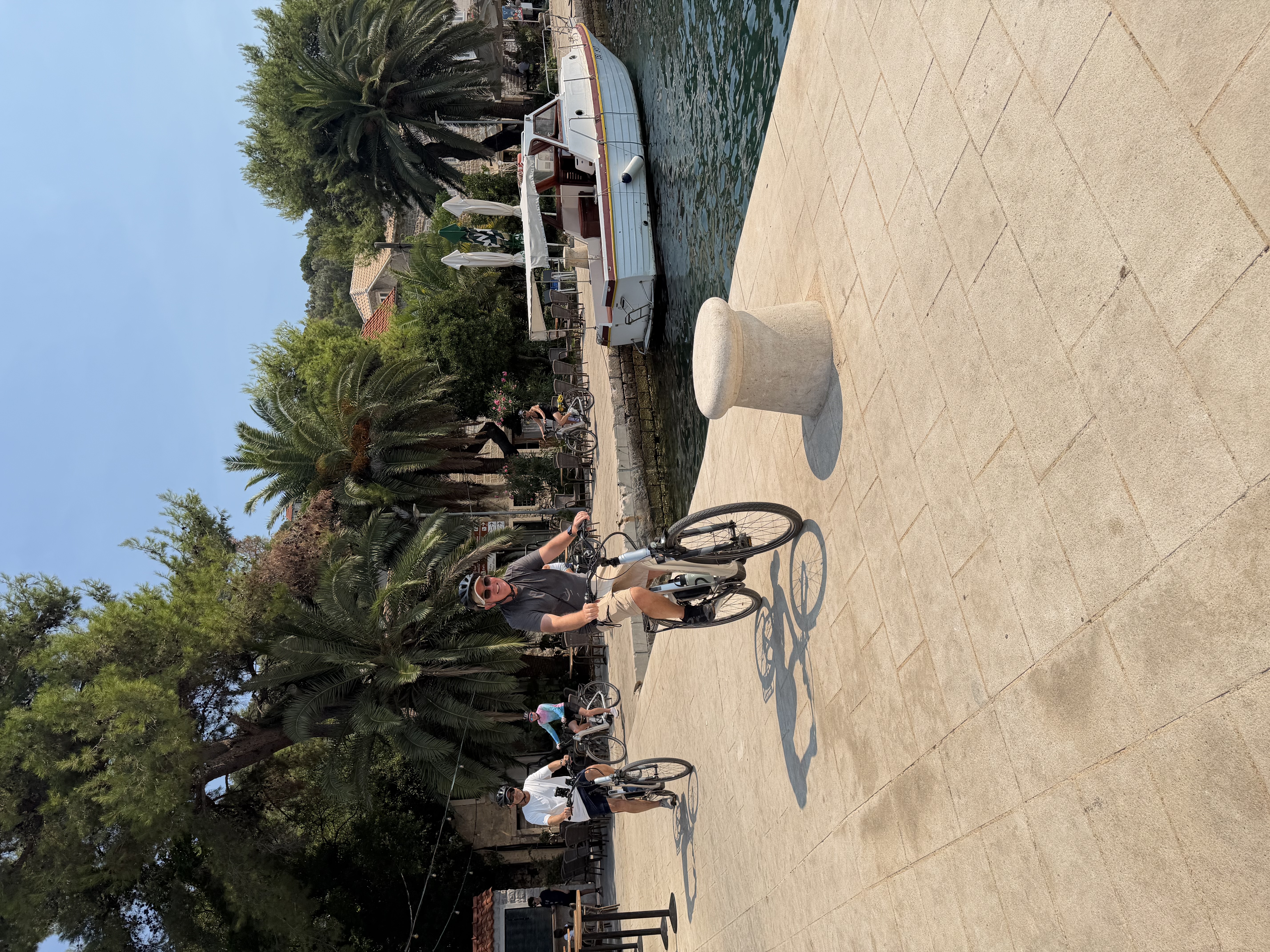 ECO 4 ,Follow me- Amazing Sail Cycle Adventure