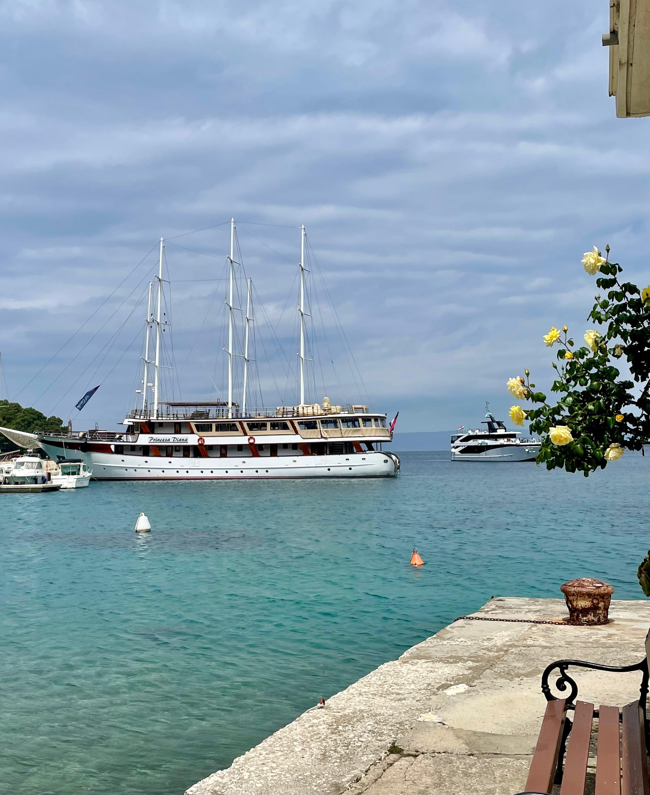 Perfect sail and bike trip of Croatian Islands