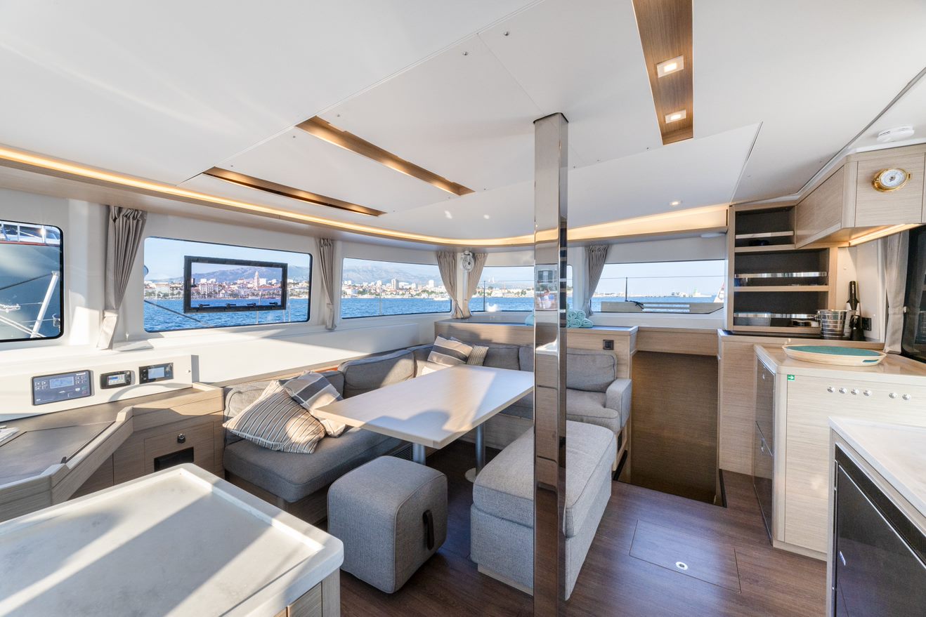 Lagoon 46  | Skyfall