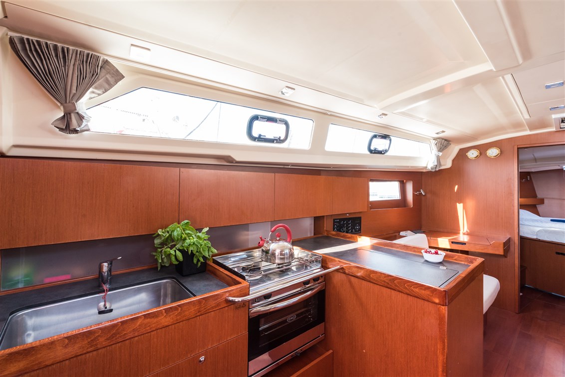 Oceanis 41.1 | Sparkling