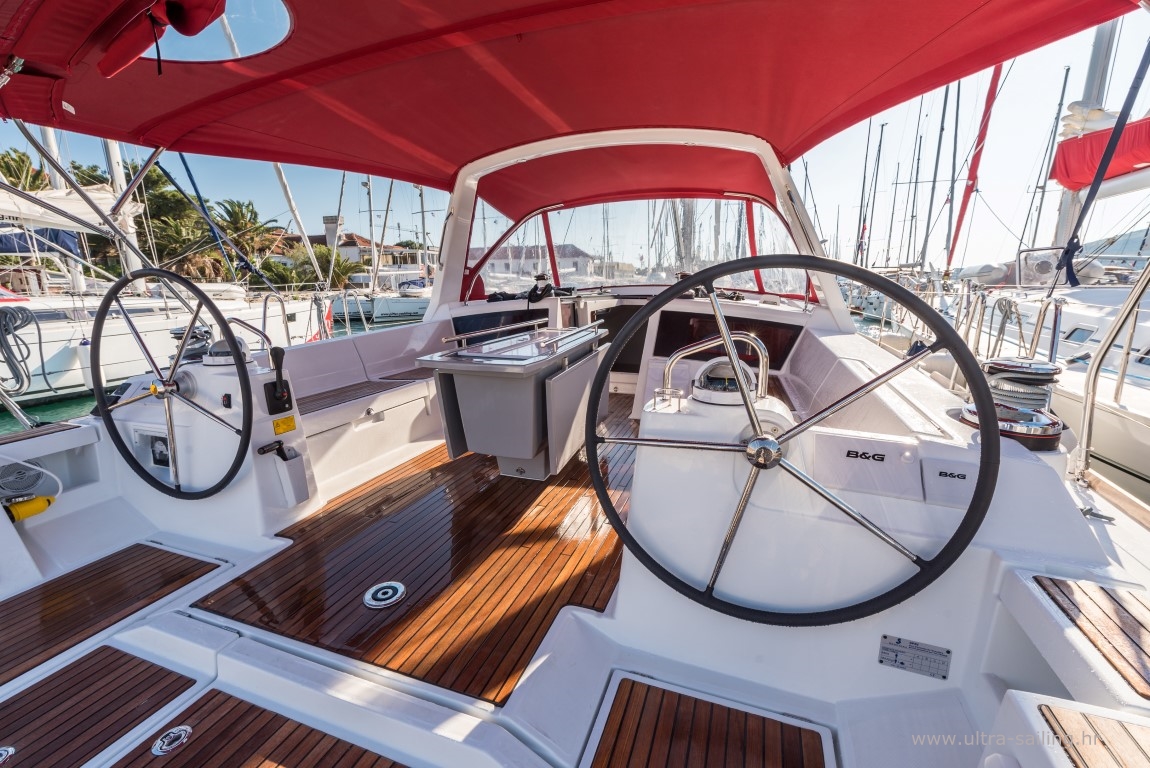 Oceanis 48 | Flou