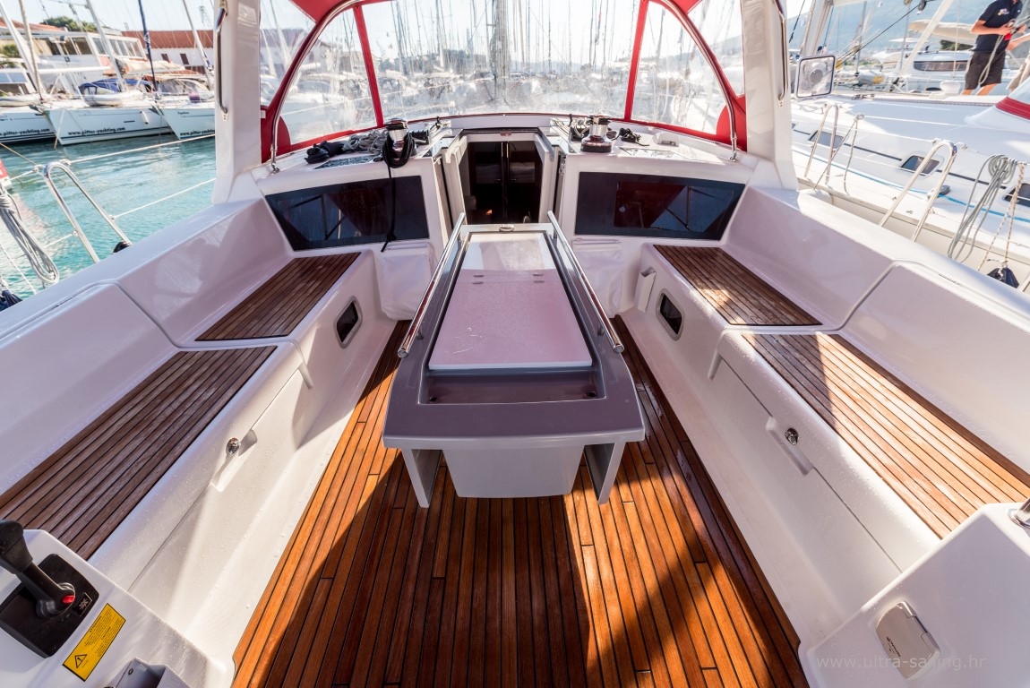 Oceanis 48 | Flou