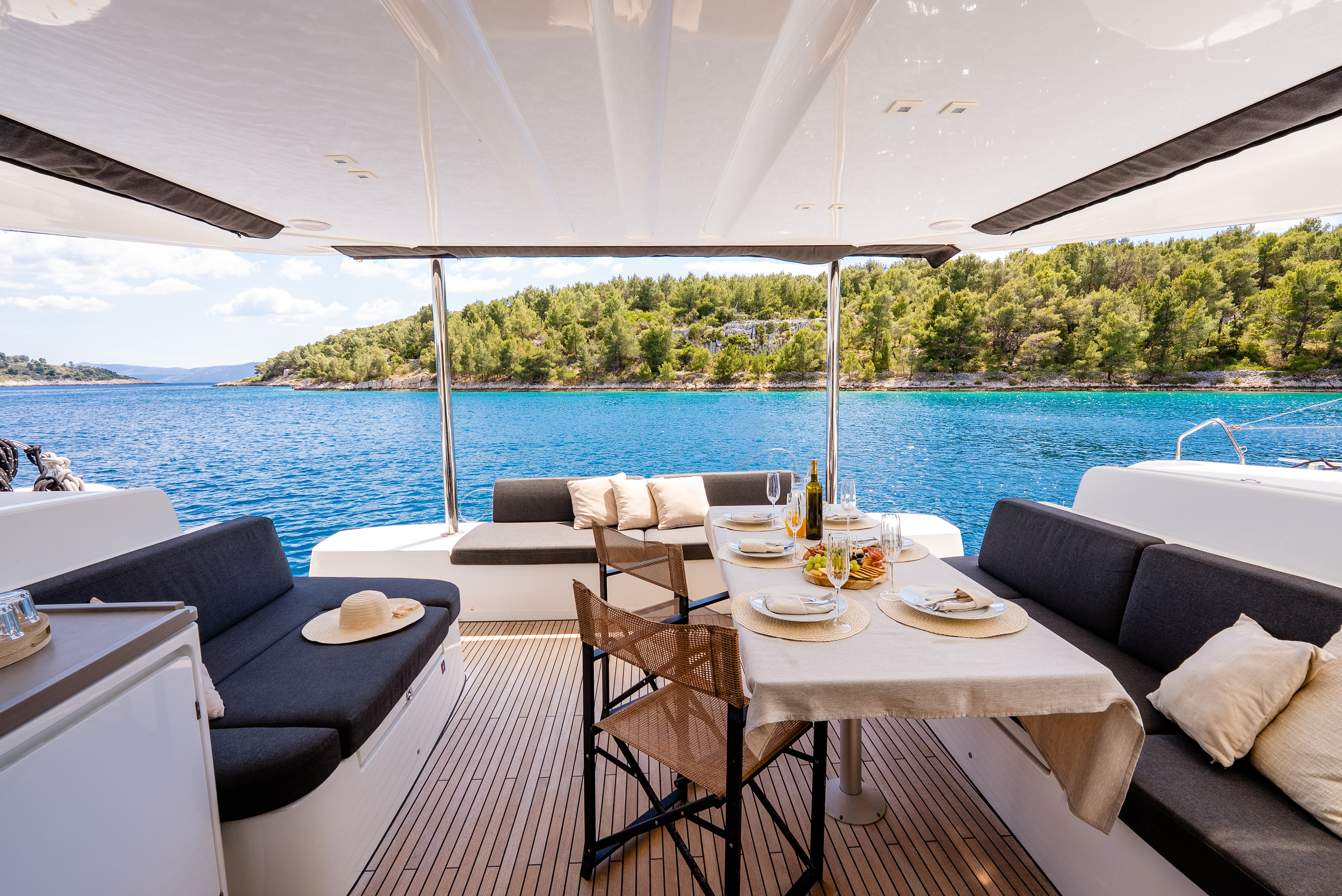 Lagoon 50 | Spellbound