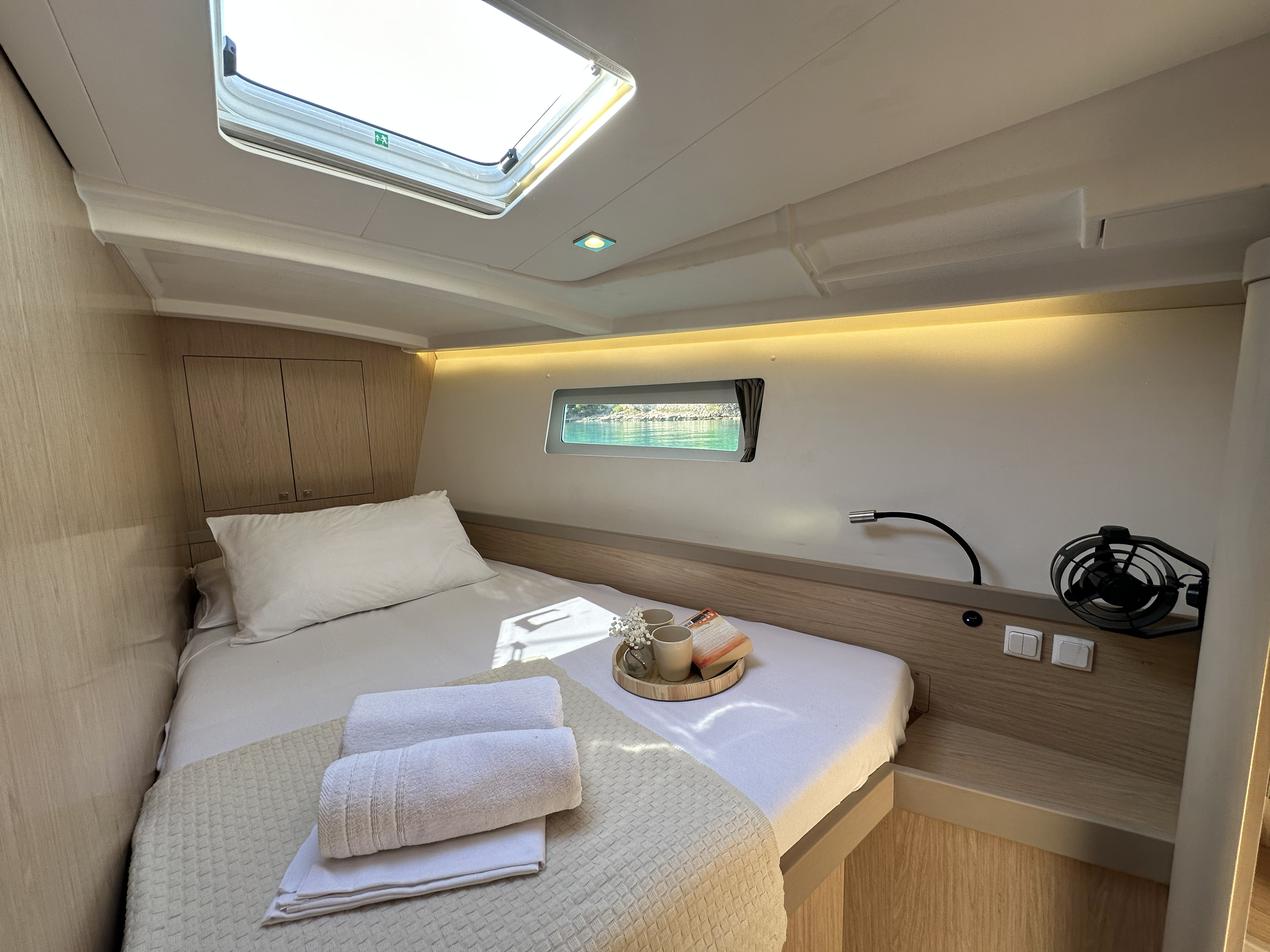 Oceanis 45 | Night Sky