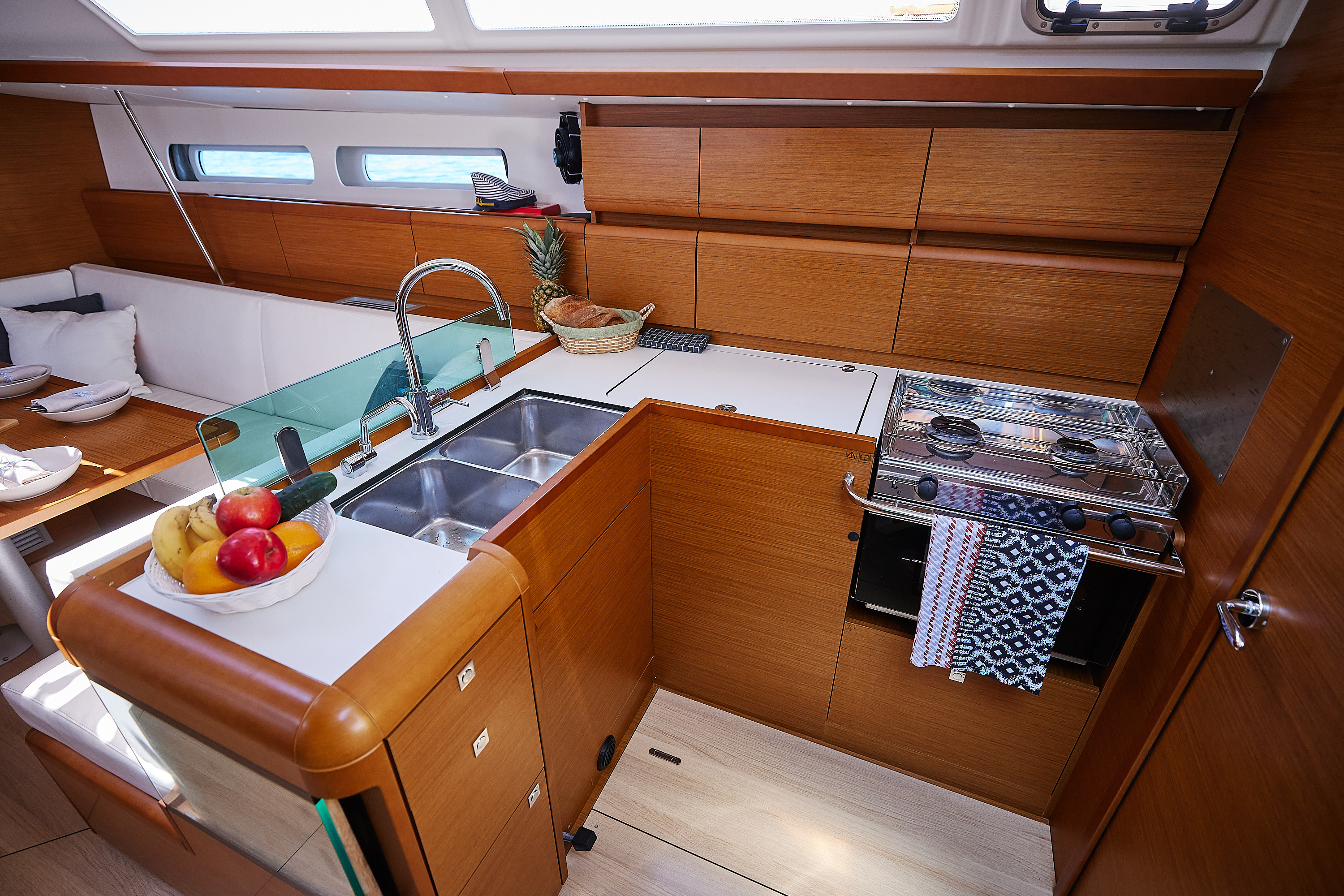 Sun Odyssey 449 | Incognito